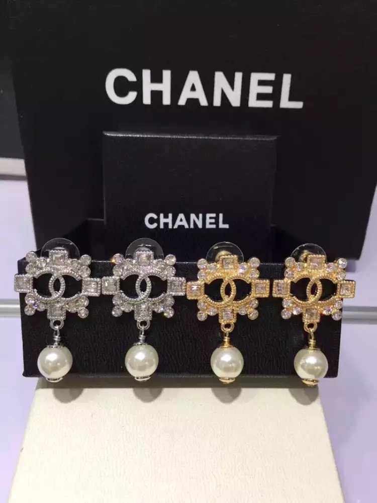 Orecchini Chanel Modello 1071